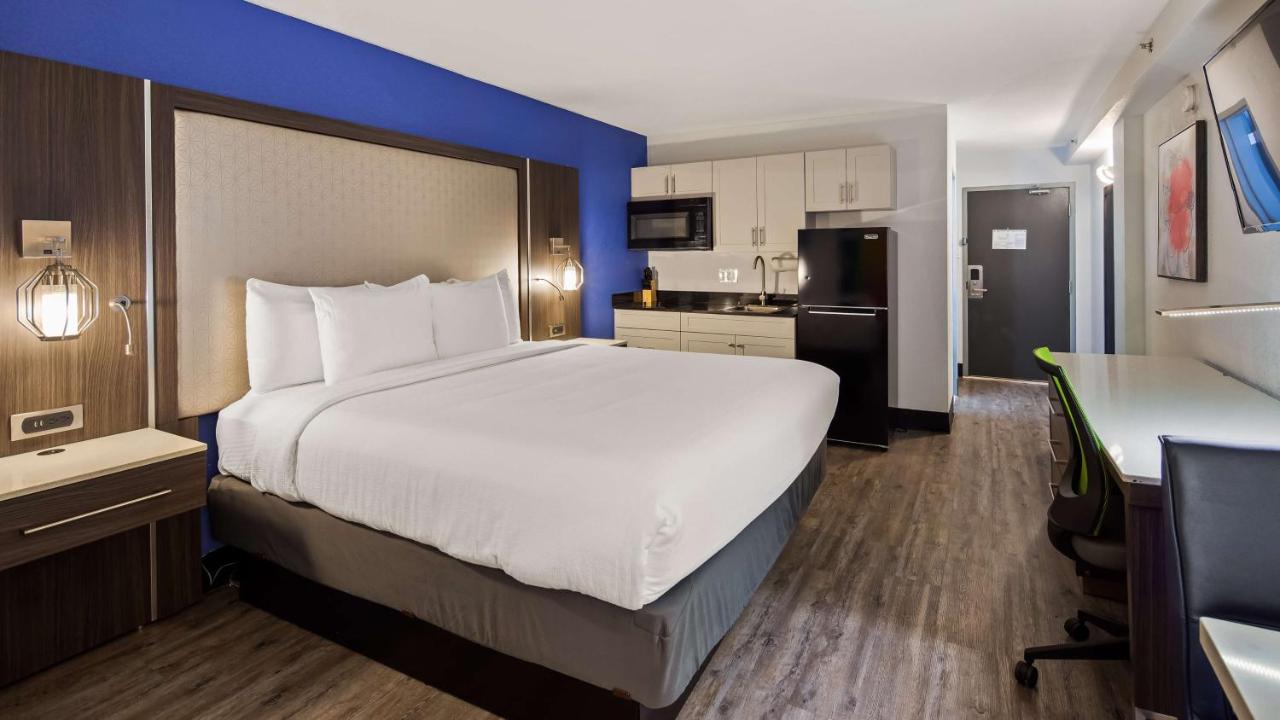 Best Western Plus Executive Residency Denver-Central Park Hotel