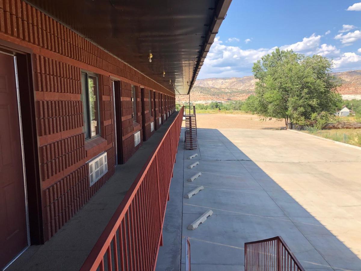 Prospector Inn — photo 17