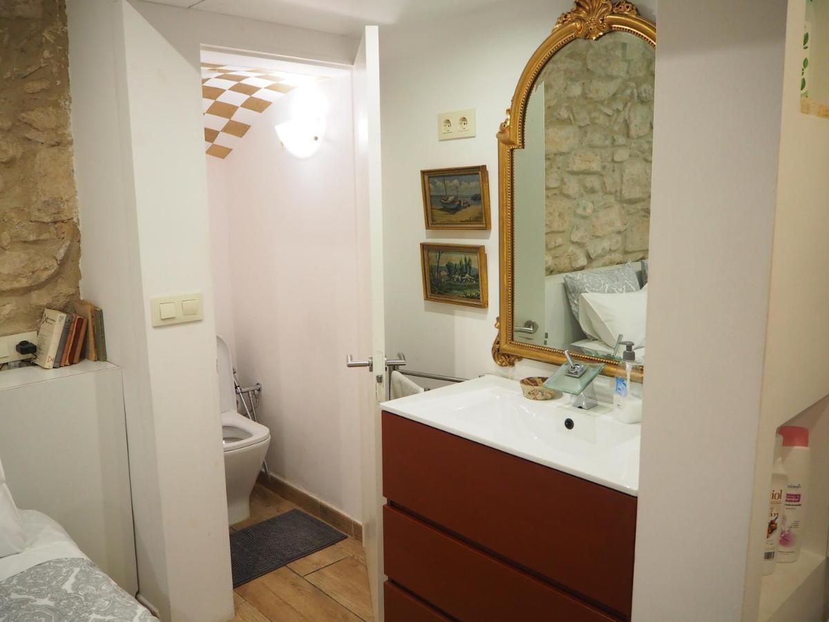 Flat in the Historical Center, Girona – Updated 2022 Prices