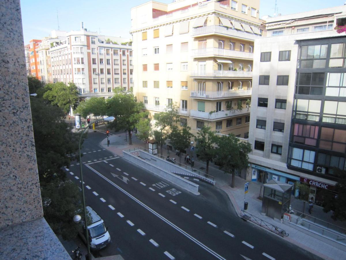 Me Voy a Madrid -JUNTO AL PARQUE DEL RETIRO, Madrid – Precios ...