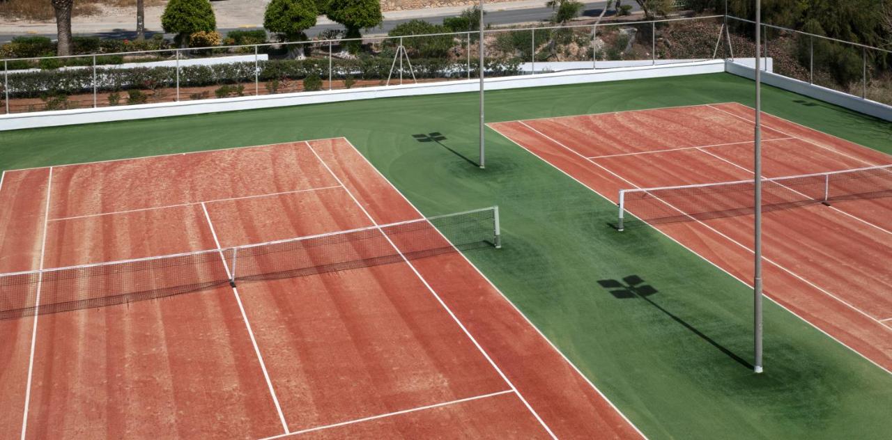 Tennis court: Alion Beach Hotel
