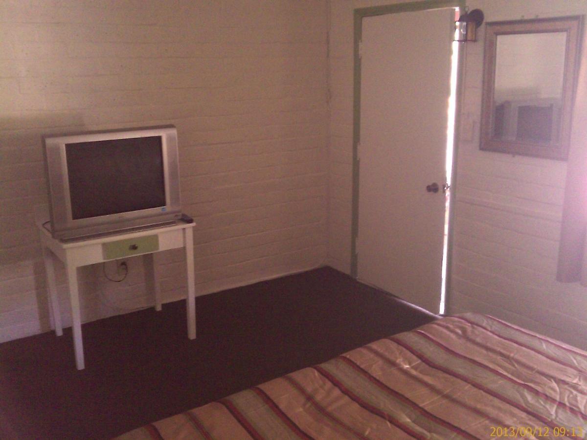 Ranch House Motel — photo 23