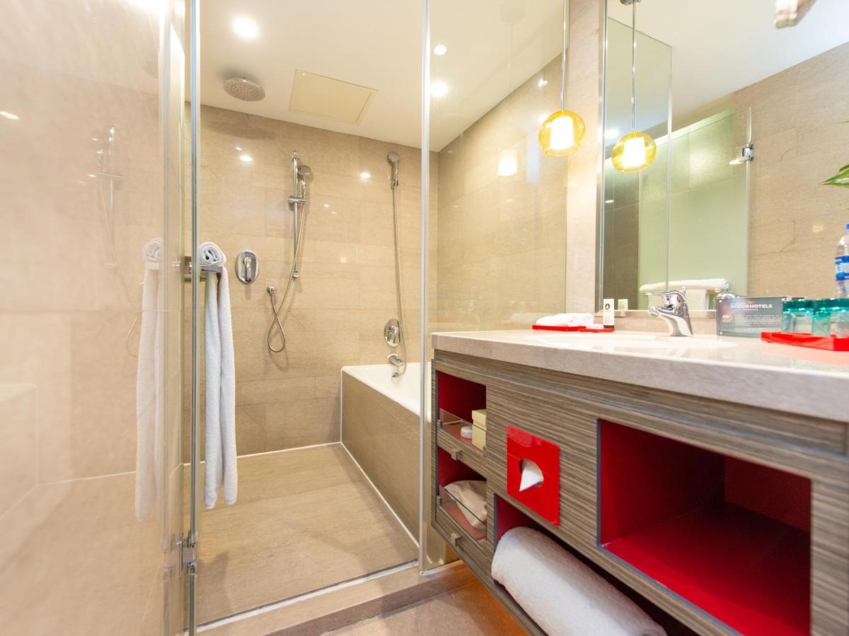 Radisson Collection Hyland Shanghai photo