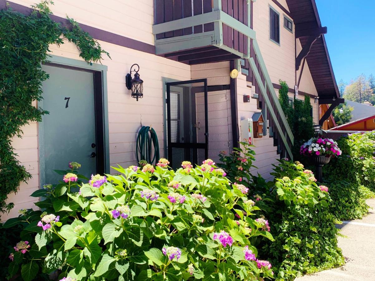 The North Shore Inn — photo 14