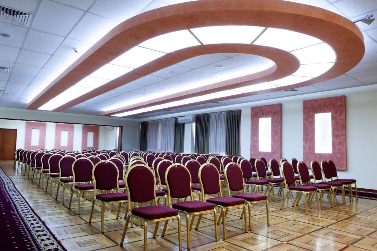 President Hotel by Hrazdan Hotel CJSC photo