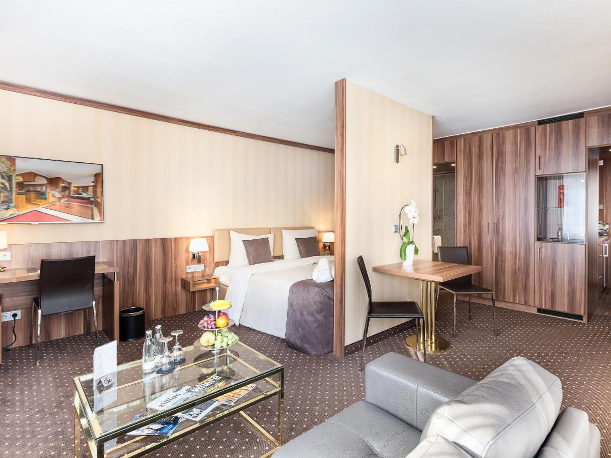 Living Hotel Berlin Mitte - 2