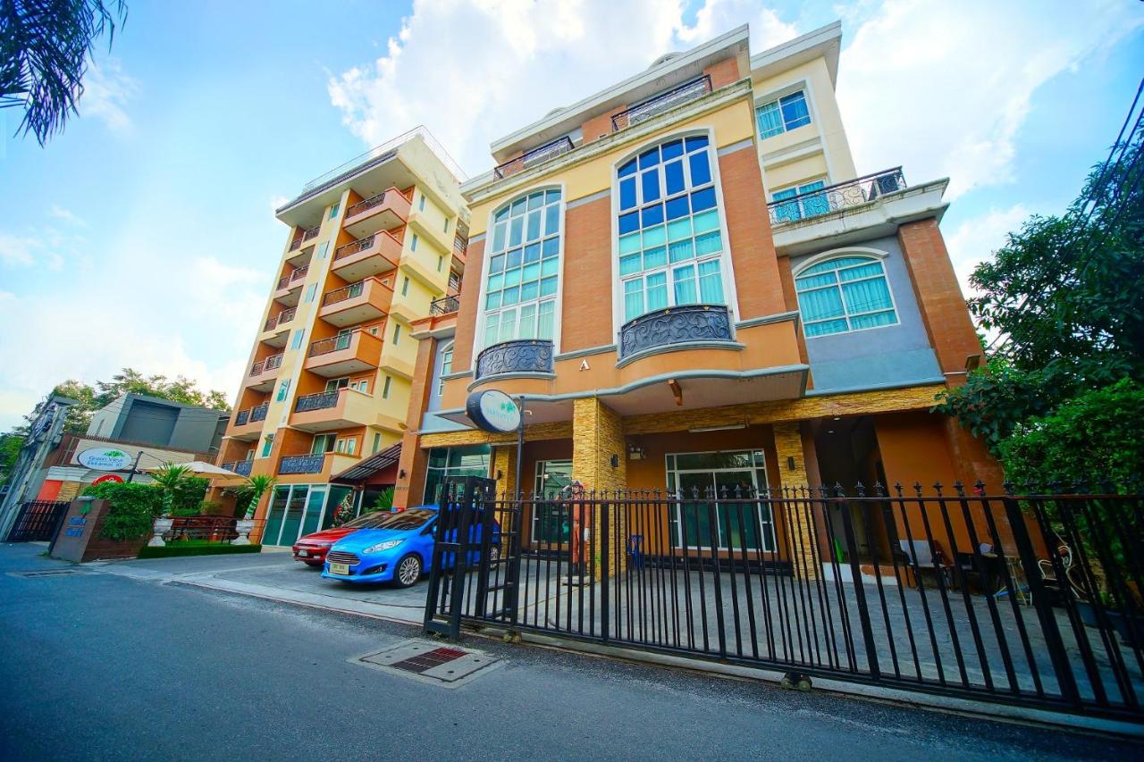 Greenview Ekkamai10 Suite - 3