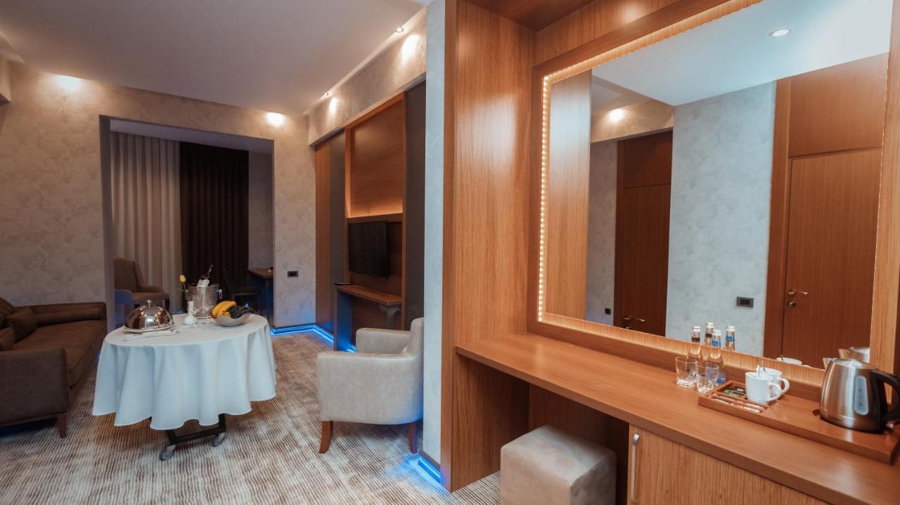 Midtown Hotel Baku photo