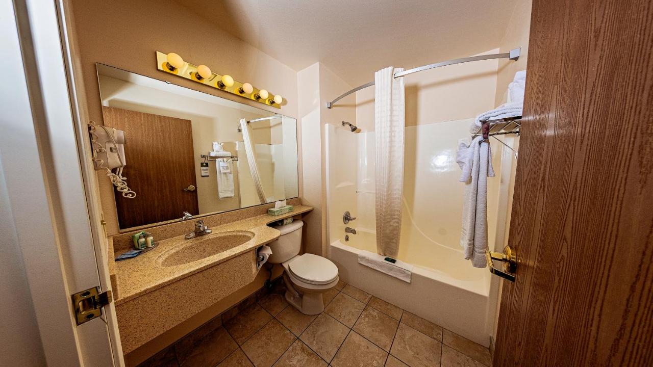 Dillon Express Inn — photo 9