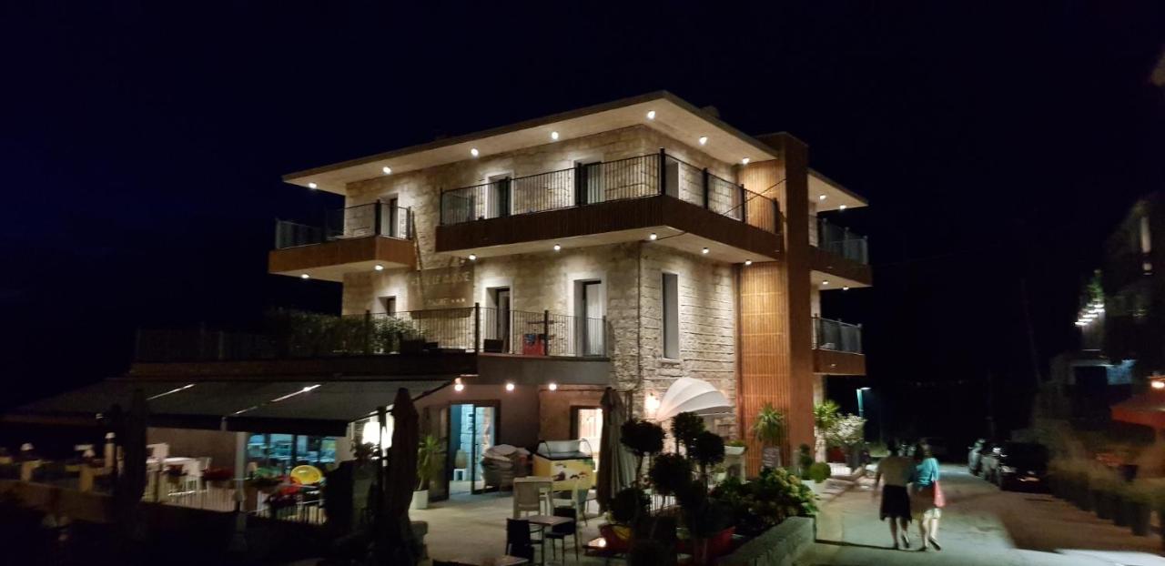 Five Stars Hotel