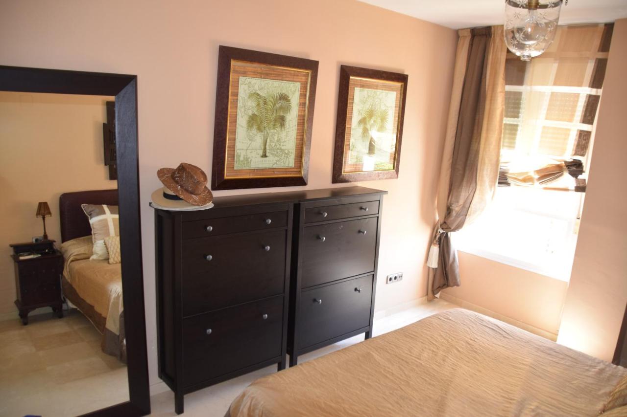 Beachfront Apartment Bahia de Marbella, Marbella – Updated ...