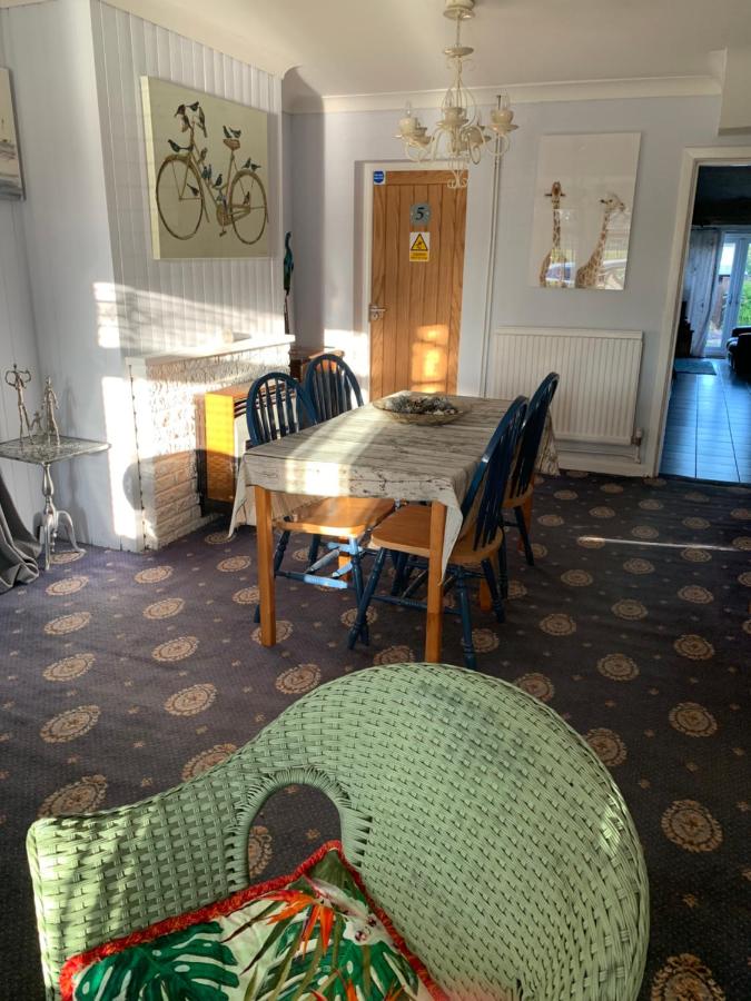 Parkview Guesthouse - 5