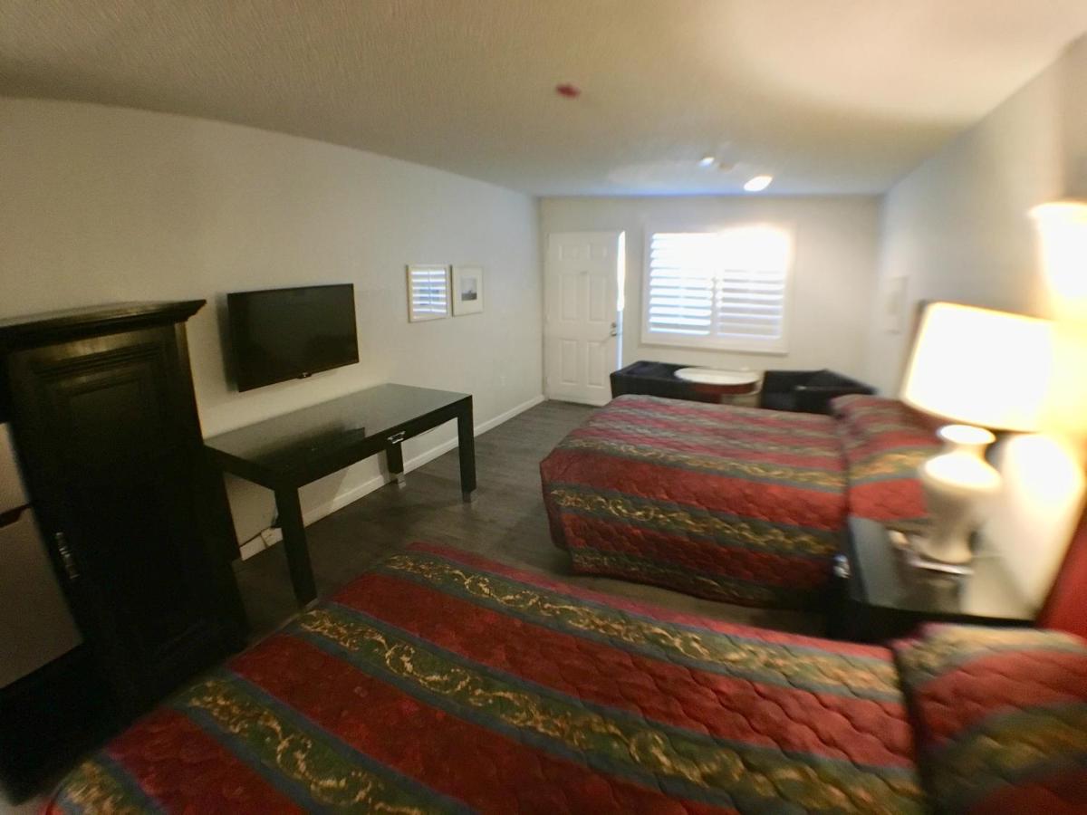 Valley Inn Motel — photo 11