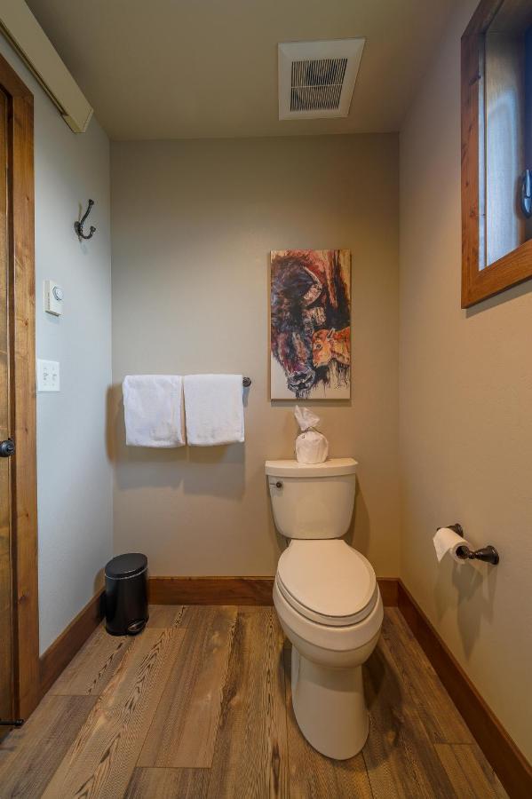 Golden Stone Inn — photo 13