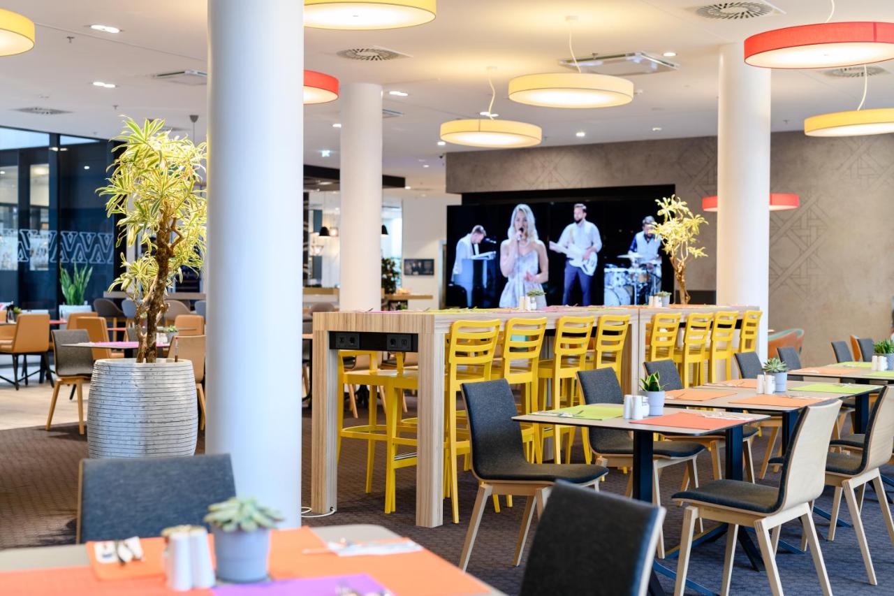 Novotel Wien Hauptbahnhof photo
