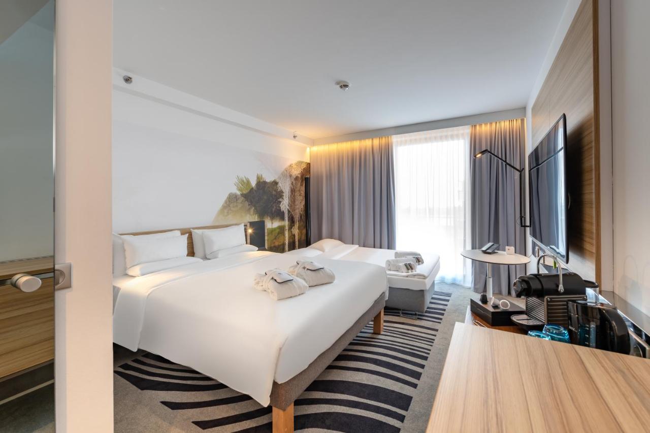 Novotel Wien Hauptbahnhof photo