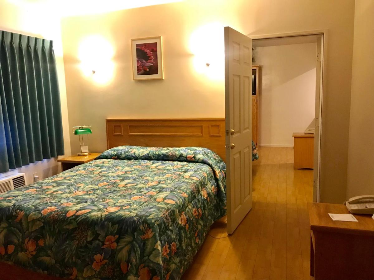 Venice Motel — photo 12