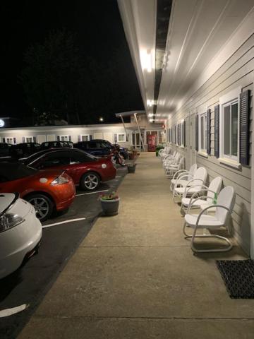 Eastview Motel — photo 11