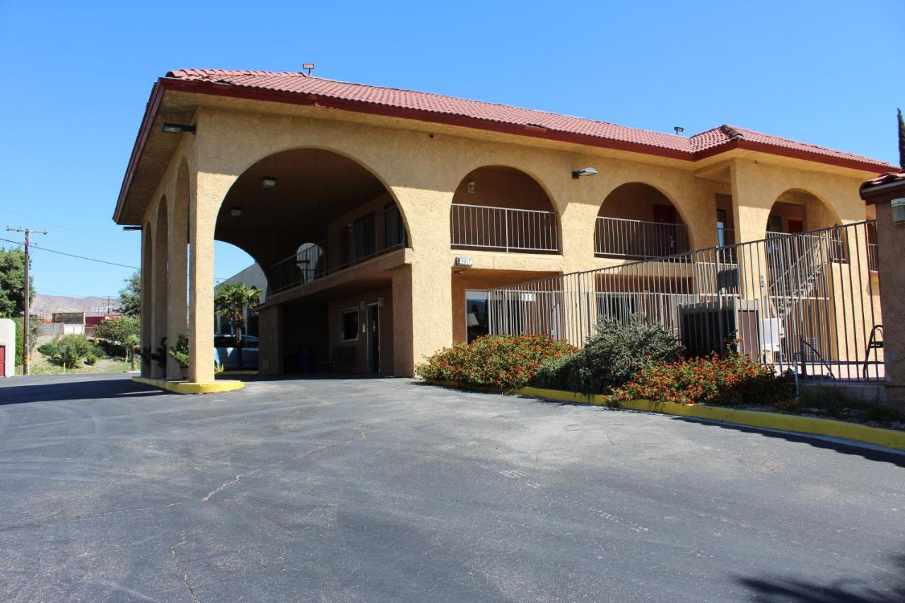 Best Inn & Suites — photo 7