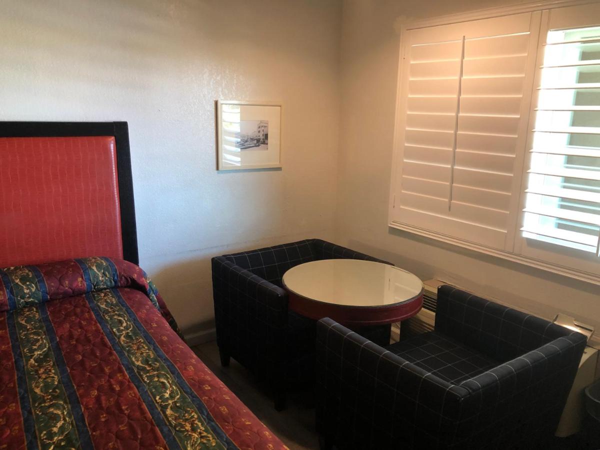Valley Inn Motel — photo 8