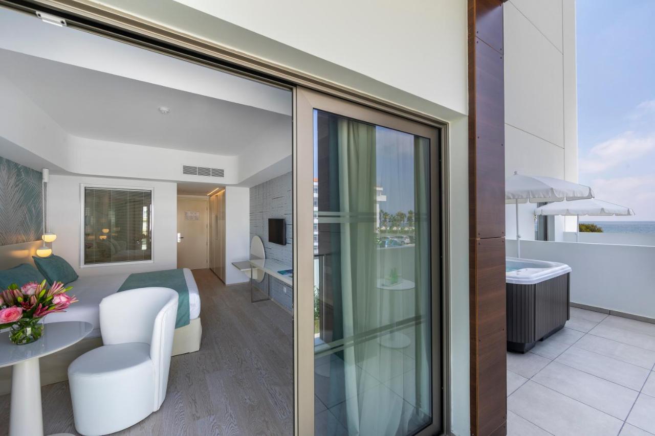 The Ivi Mare - Designed for Adults by Louis Hotels photo