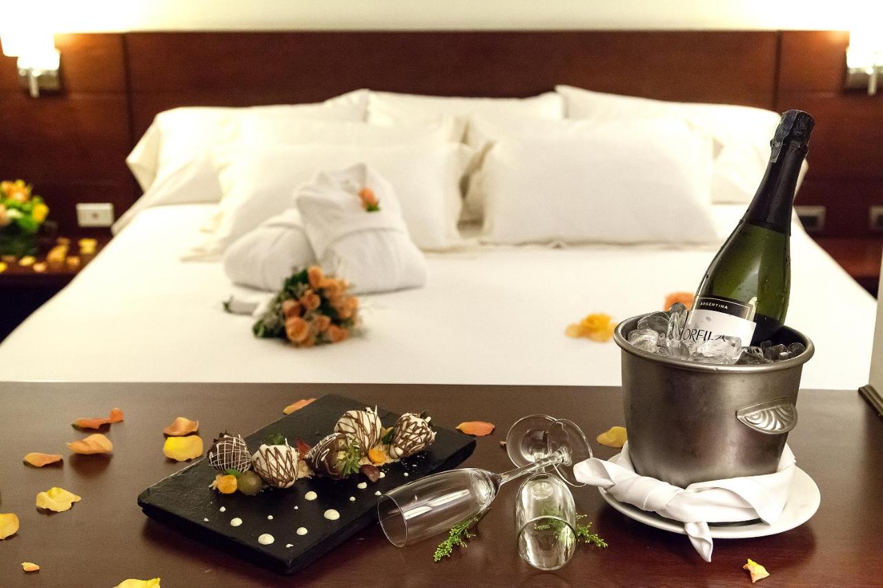 Radisson Bogota Metrotel photo