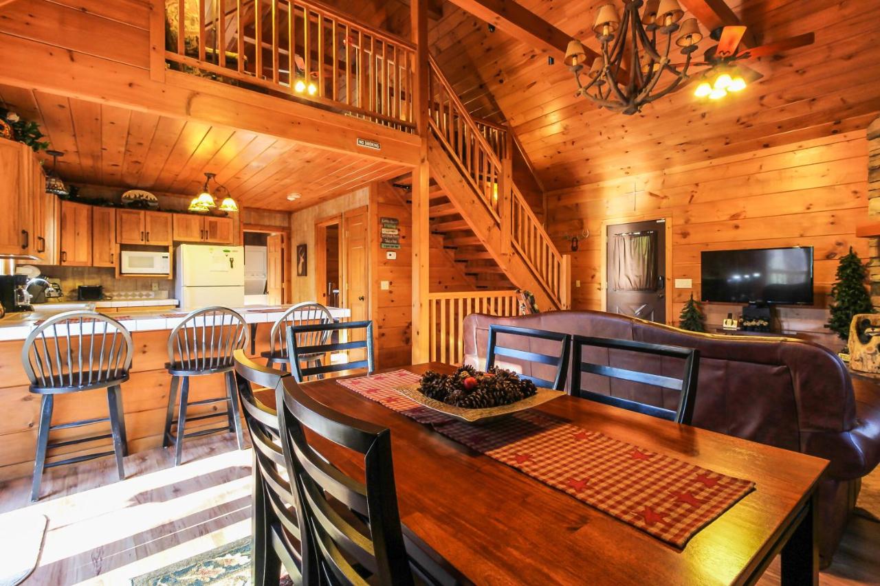 Two Bears Cabin, Wear Valley – Updated 2022 Prices