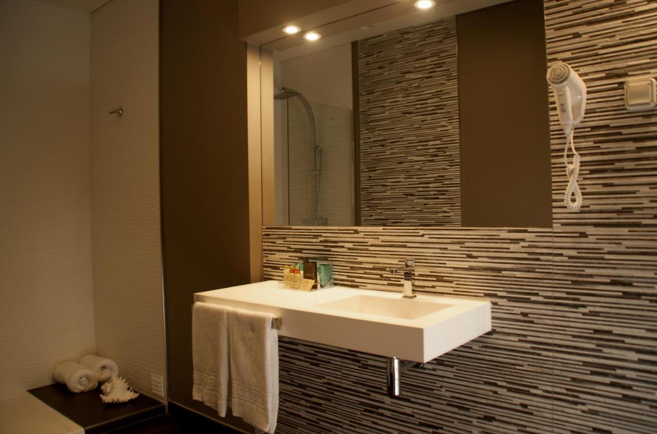 Aqua Ria Boutique Hotel - 3