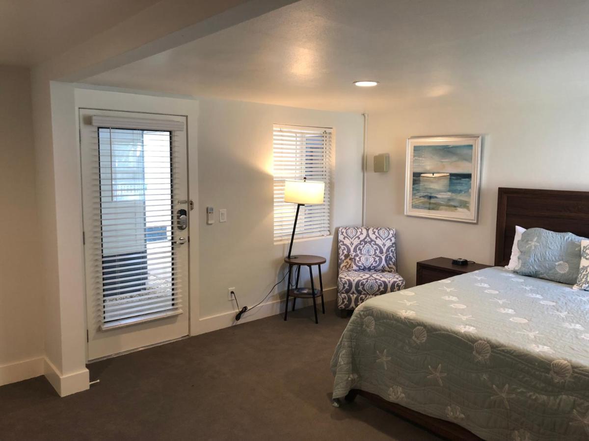 The Surf Beach Motel — photo 14