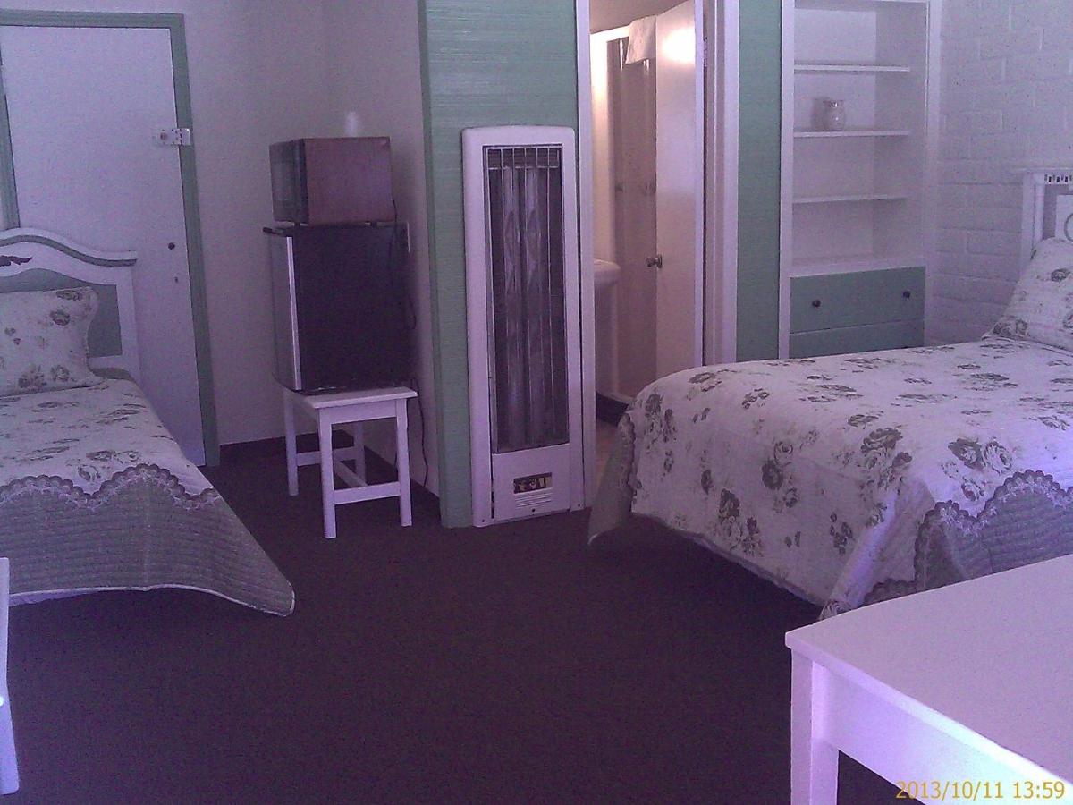 Ranch House Motel — photo 5