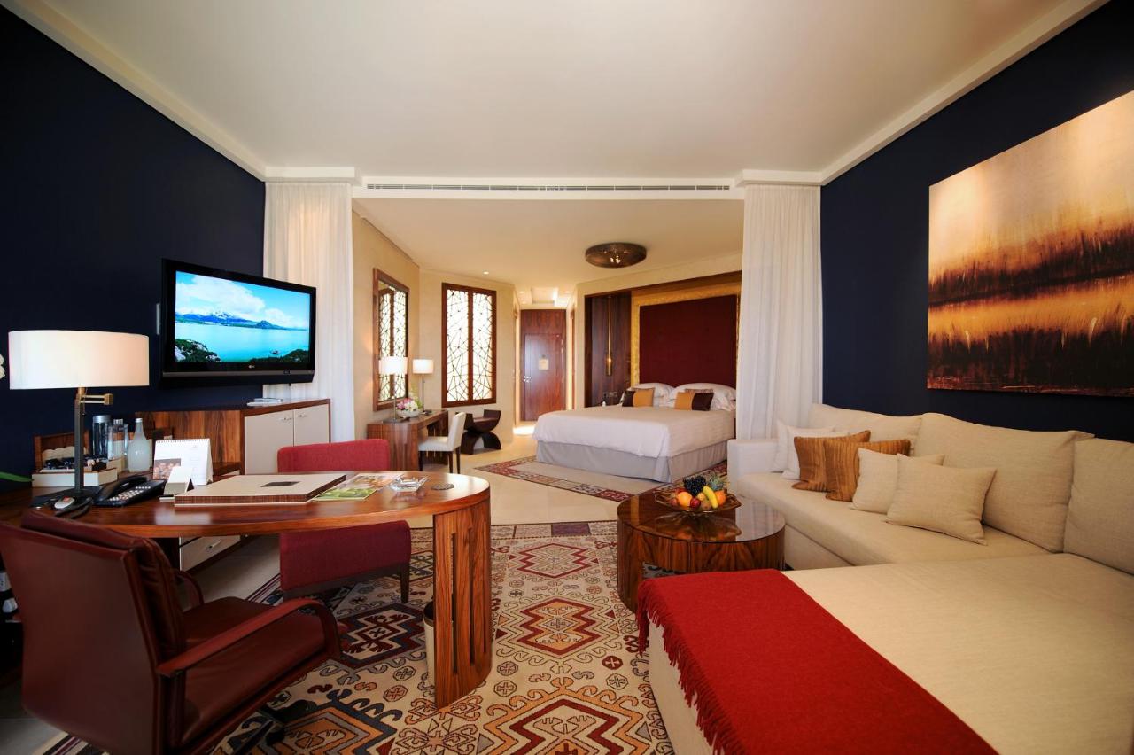 Raffles Dubai photo