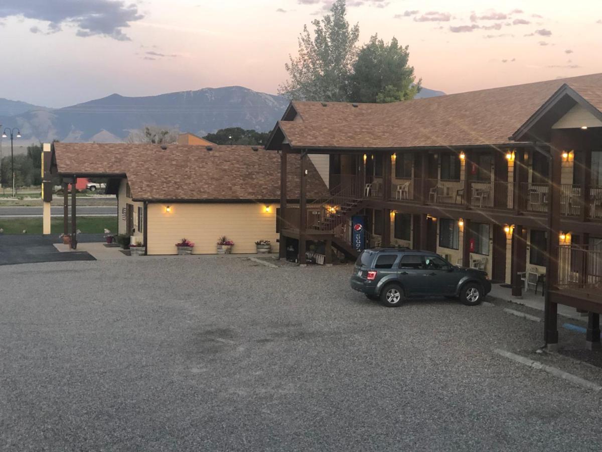 Red Bear Inn — photo 8