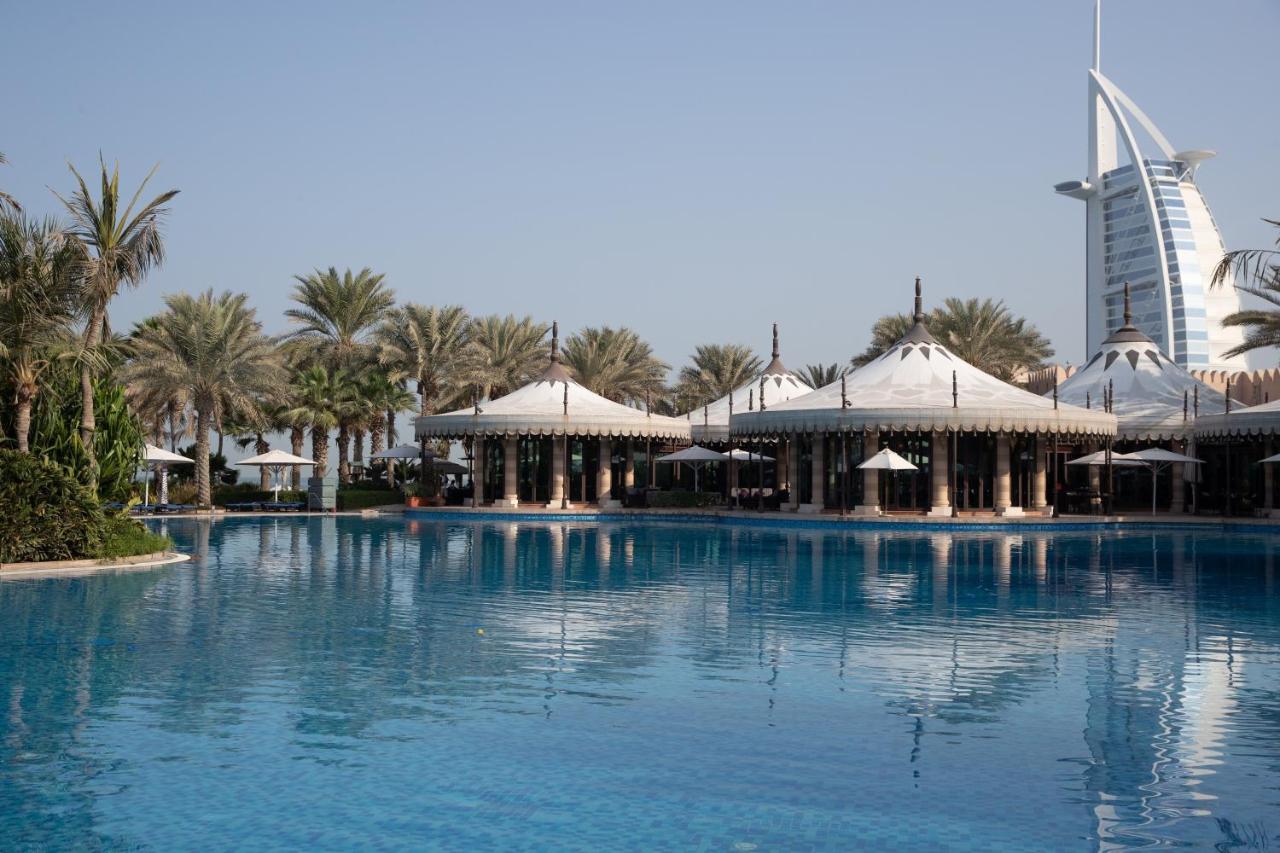 Jumeirah Al Qasr photo