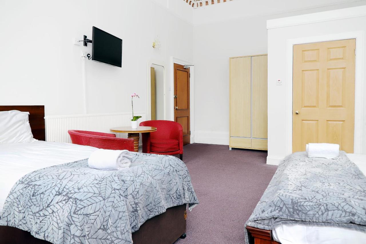 Merith House Hotel - Laterooms
