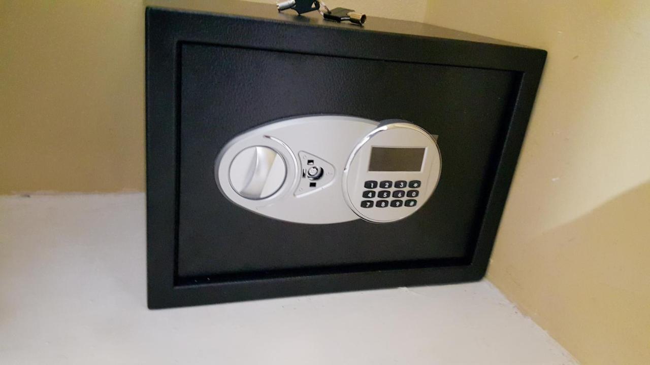 New Kingston Guest Apartments @ Donhead - 5