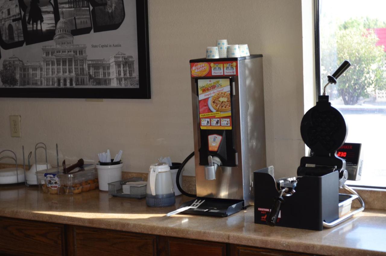 Hill Country Inn — photo 15