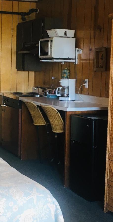 Skylark Beach Inn — photo 20