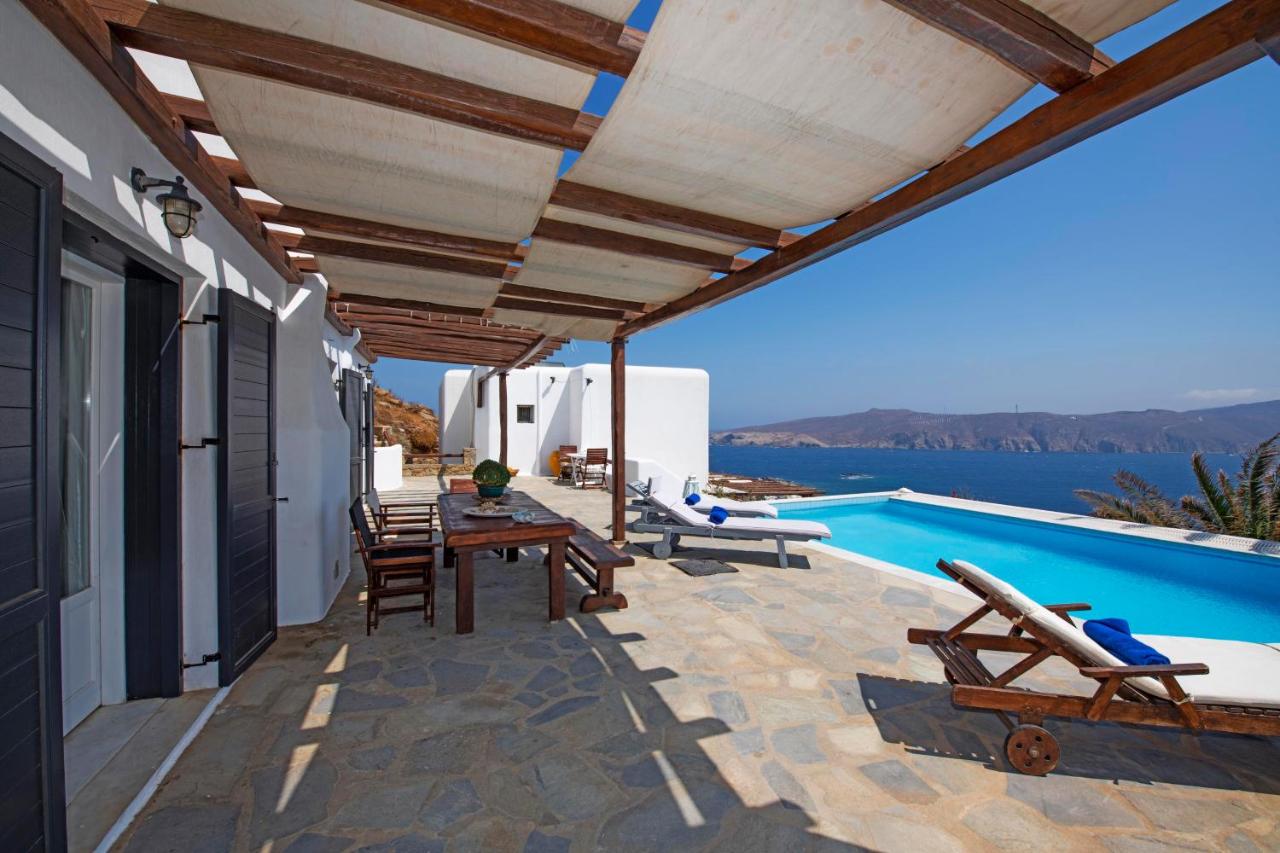 Siourdas Mykonos Villas - 4