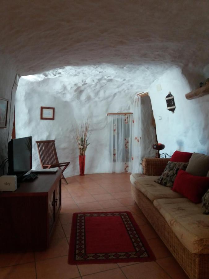 Pico Piedras, Zújar – Updated 2022 Prices