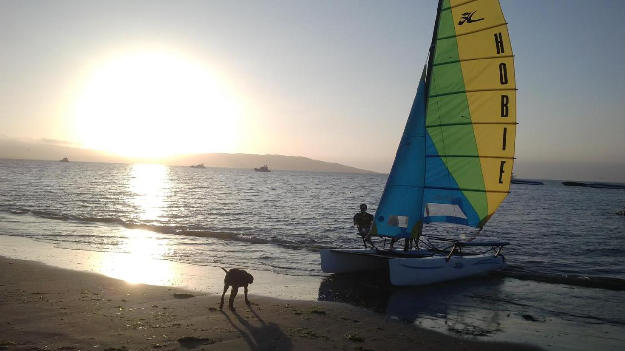 Beach: Kokopelli Hostel Paracas