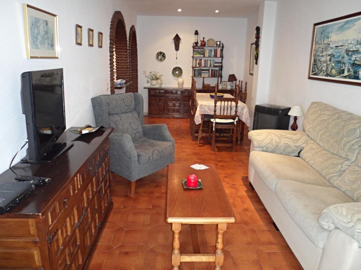 Apartment PALMERAS 43 MENYBER, Nerja, Spain - Booking.com