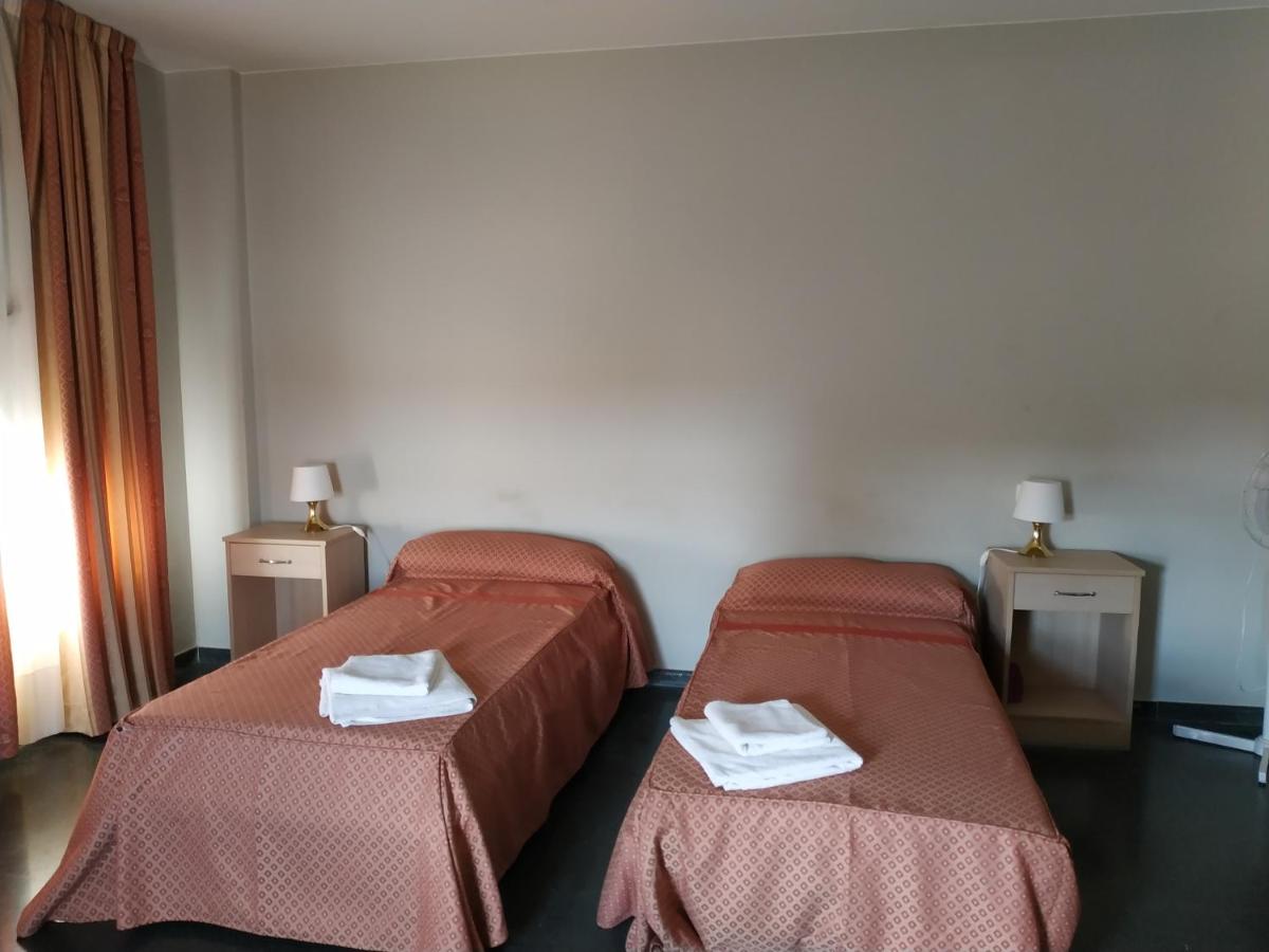 Hostal restaurante la concordia, Fuentes Claras – Updated ...