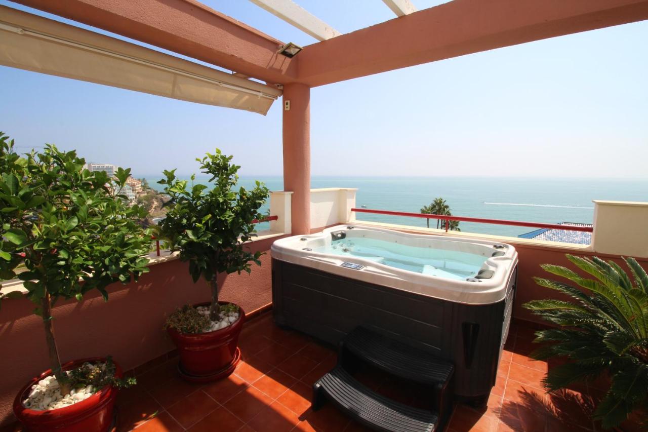 Apartment Luxury Penthouse in Benalmádena, Spain - Booking.com