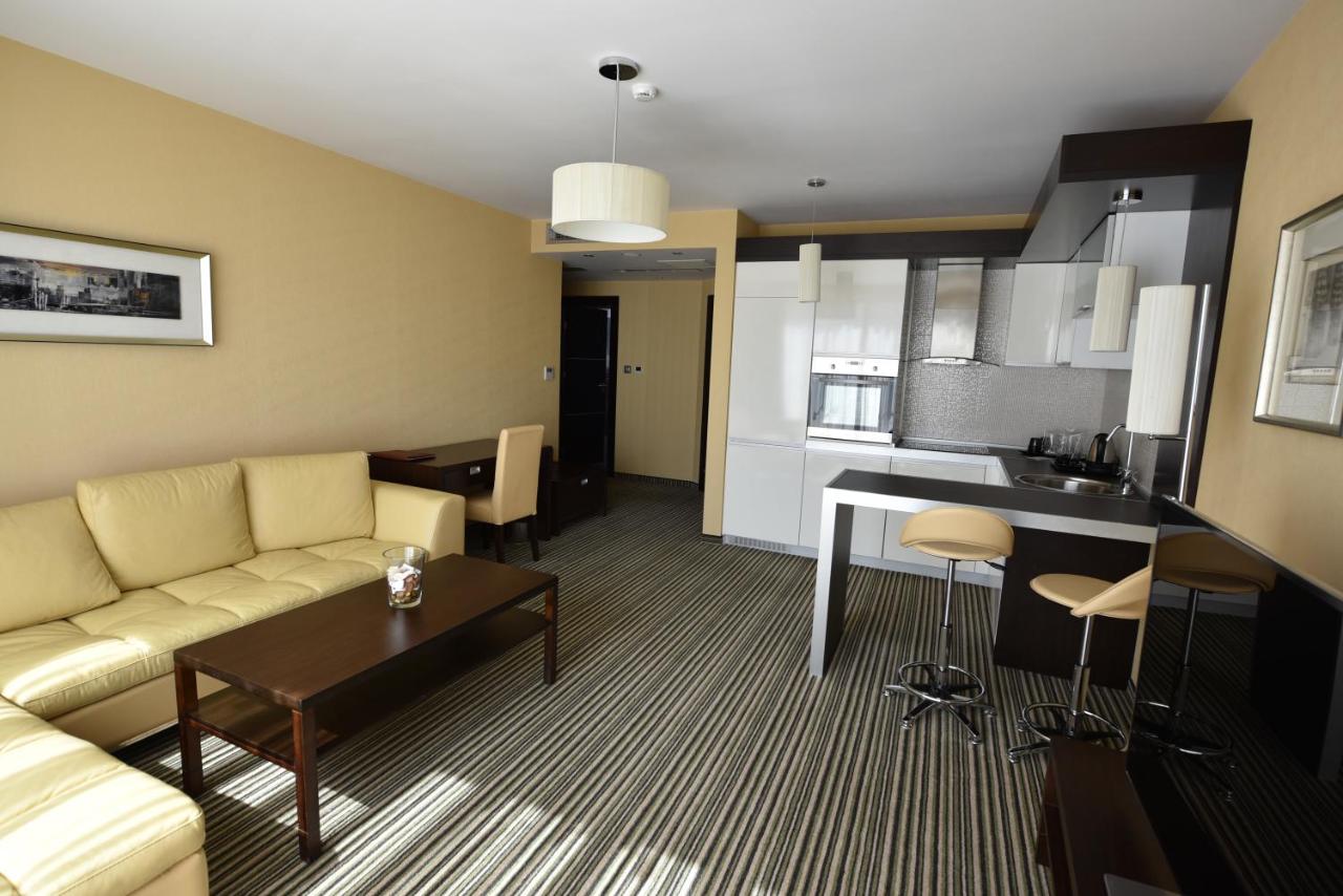 Best Western Plus Olives City Hotel - Free Parking photo