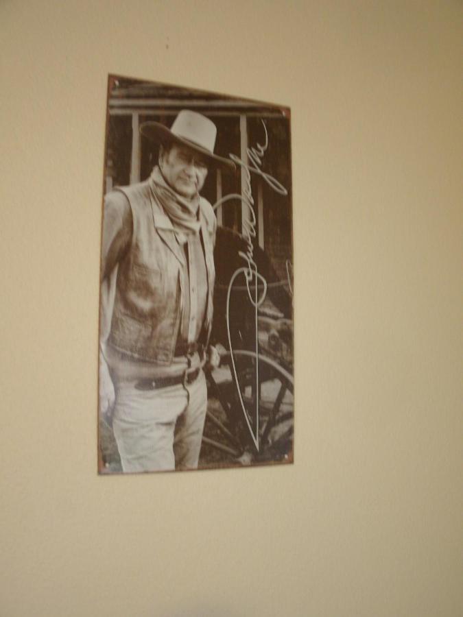 Virginia City Inn — photo 18
