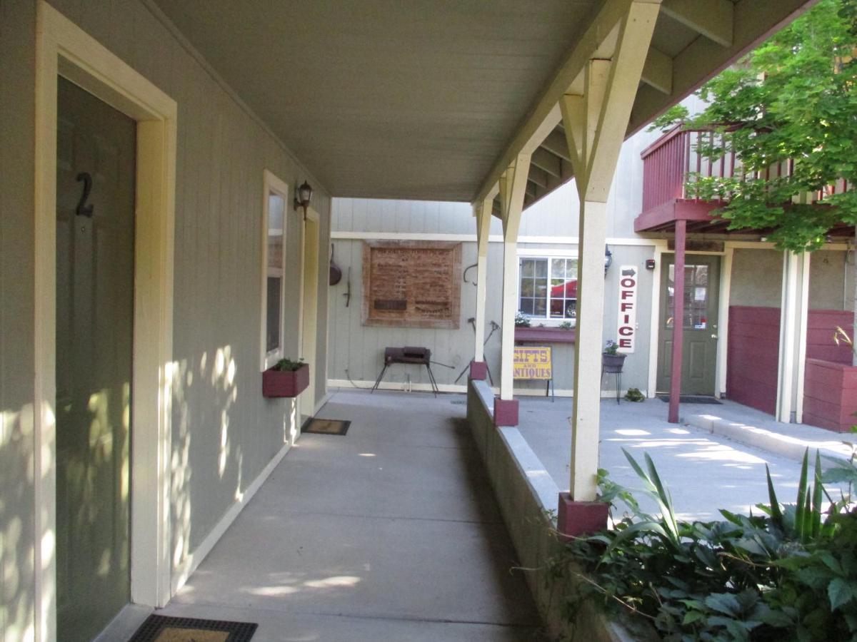 Virginia City Inn — photo 13