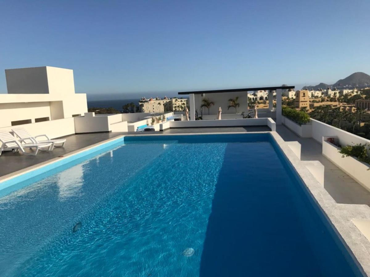 Rooftop swimming pool: Cabo Cottage Bahia del Tezal