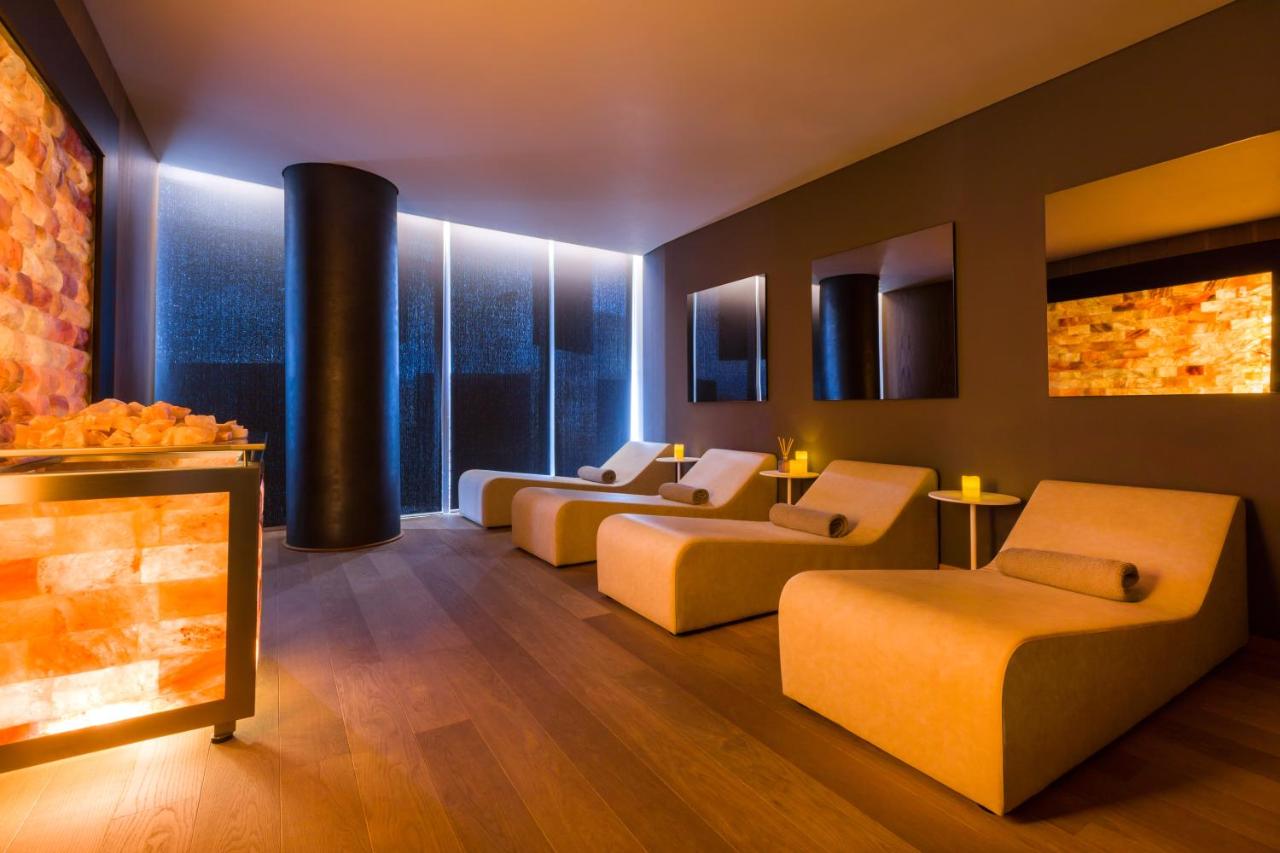 Maritim Hotel Plaza Tirana photo