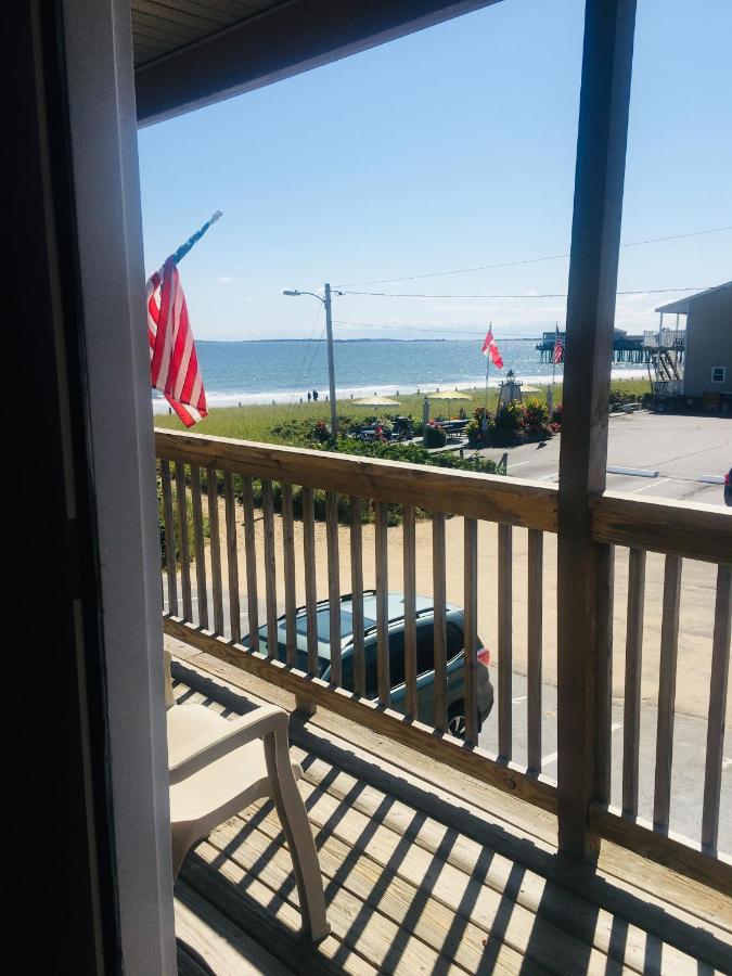 Skylark Beach Inn — photo 11