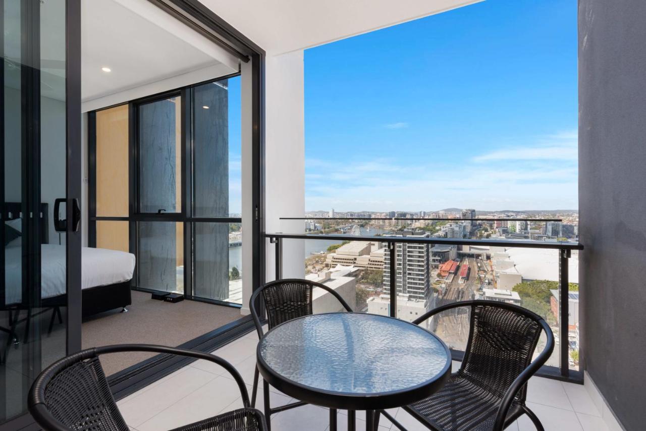 Hope Street Apartments by CLLIX photo